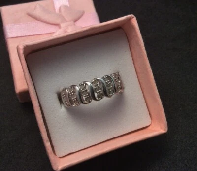 *Sterling Silver VICTORIA TOWNSEND Curve DIAMOND Accent Wedding Ring 7.5 - Image 1 of 4