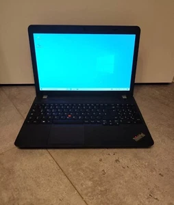 Portátil Lenovo Thinkpad E555 - AMD A10 - HDD de 1 TB - 8 GB de RAM Windows 10 - Imagen 1 de 10