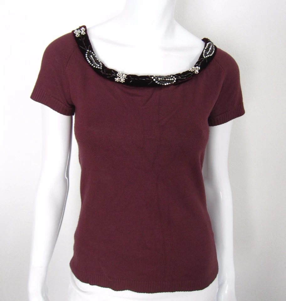 Suéter HWR Manga Corta Escote Redondo Cuentas Talla M Medio Sólido Púrpura 235 Foto 1 de 4