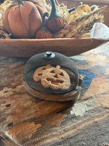 Wonderful Old Oval Shoofly On Old Wood Oval Table Riser Early Cabin Goods - Picture 1 of 5