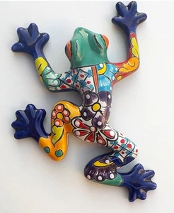 MEXICAN TALAVERA POTTERY FROG SCULPTURE 10" LONG X 8" WIDE - Picture 1 of 3