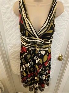 Madison Leigh Red/Green/White/Black Empire Waist Sundress Size 12 Built In Bra - Picture 1 of 15