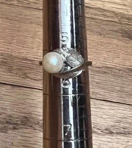 Vintage 14k White Gold Pearl Ring Size 5.25 ๐ - Picture 1 of 5