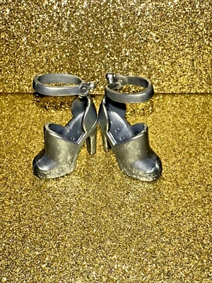 Барби современный суперзвезда знаменитостей серебро с ремешками туфли Mattel ✨⭐️✨ - Изображение 1 из 4