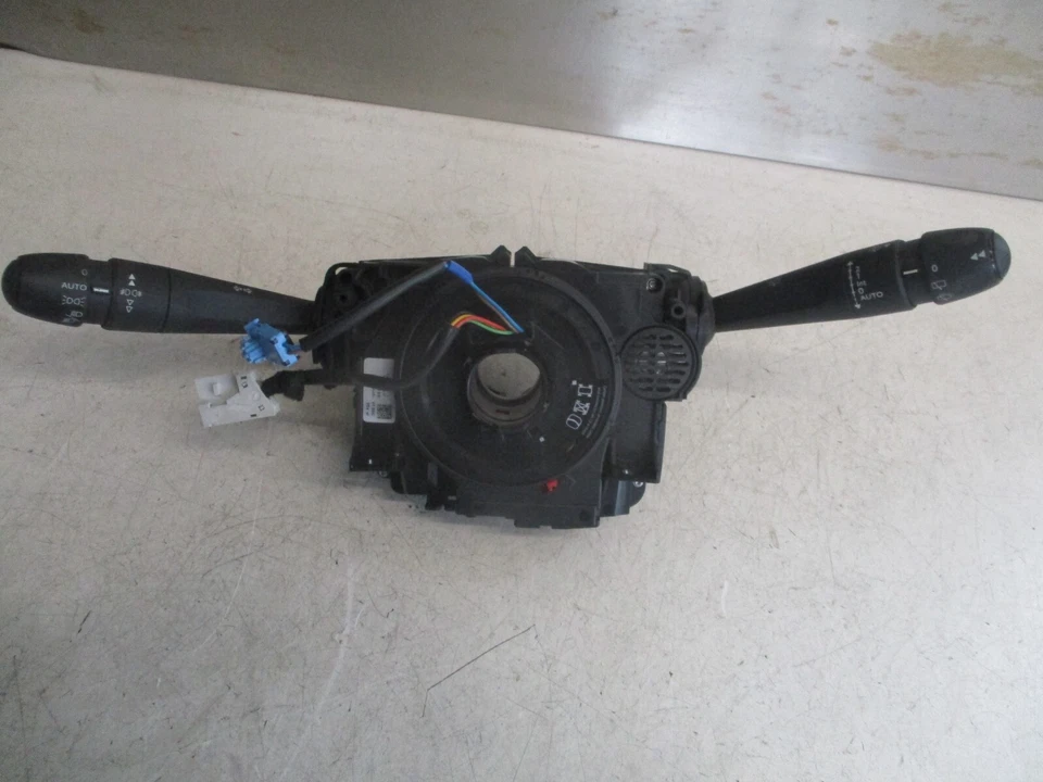 Citroen C4 Cactus 2019 limpiaparabrisas indicador tallo interruptor squib 98262682zd Foto 1 de 4