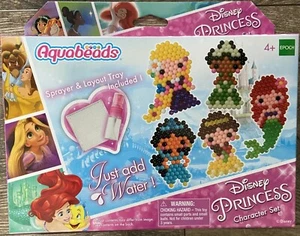 Juego de personajes de princesas Aquabeads Disney - Imagen 1 de 2