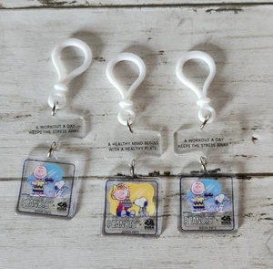 Kura Sushi Peanuts X Acrylic Keychain Charlie Brown Sally Snoopy - Picture 1 of 4