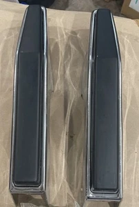 NEW 1980’s-90s OEM Chevrolet GM Pickup Front Bumper Guard Package #998248, 8F119 - Picture 1 of 15