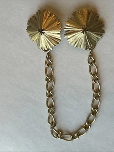 DE COLECCIÓN CORONA TRIFARI TEXTURIZADO STARBURST TONO DORADO SUÉTER CHAL VESTIDO CLIP - Imagen 1 de 10