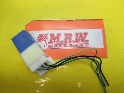 FUSE RELAY HORN WIRE PLUG CONNECTOR PIGTAIL fits 03 04 05 06 INFINITI G35 NISSAN - Image 1 of 4