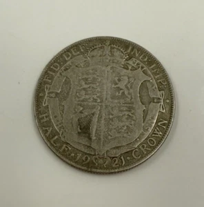 1921 King George V Half Crown 0.500 SILVER - Picture 1 of 4