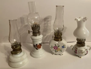 ✅Lot of 4 VINTAGE OLD PORCELAIN SMALL SIZE oil LAMP  *READ* - Picture 1 of 10