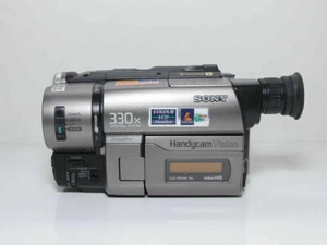 Sony CCD-TRV46E Handycam Vision videoHi8 Hi8 8mm Cassette Tape Camcorder Camera - Picture 1 of 3