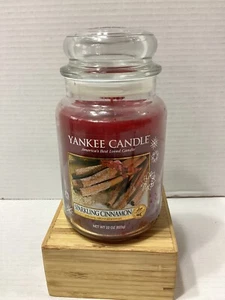 New 22 oz YANKEE CANDLE Sparkling Cinnamon - Picture 1 of 6