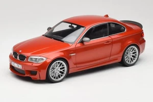 110020020 BMW 1M Coupe E82 Sakhir Orange Metallic Minichamps 1/18 - Foto 1 di 8