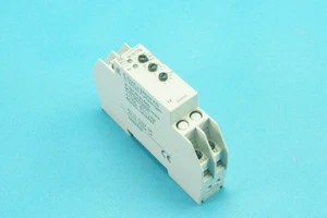 Dold IK7817N81/200 0054359 modular multi-functional time relay 0.05-300h 12-240V - Bild 1 von 3