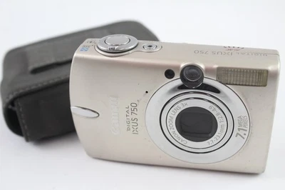 Canon Ixus 750 Digital Compact Camera Working w/ 3x Optical Zoom - Image 1 of 4