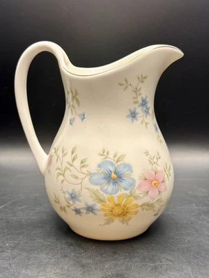 Jarra Royal Doulton Elegy Creamer Foto 1 de 4