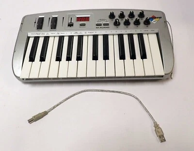 M-AUDIO MIDIMAN OXYGEN 8 USB CONTROLLER KEYBOARD w/ USB 3 & PWR ADAPTER - Image 1 of 4