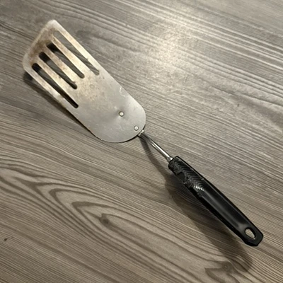 Vintage Foley Chrome-Plated Slotted, Angled Spatula w/Black Plastic Handle USA - Image 1 of 4