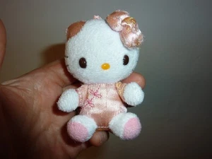 Sweet Vintage 3" Bag Tag Hello Kitty Plush Asian Pink Outfit - Imagen 1 de 4