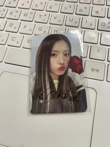 Tarjeta fotográfica firmada por JYP NMIXX 4º EP Fe3O4: expergo MAKESTAR autografiada por JIWOO - Imagen 1 de 1