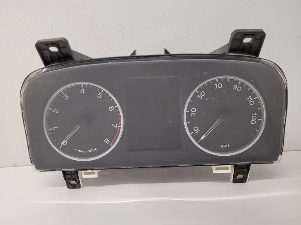 2010-2013 LAND ROVER LR4 Speedometer Cluster MPH ID LR019944  - Image 1 of 4