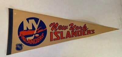 Vintage NHL New York Islanders Souvenir Felt Pennant National Hockey League Fun - Image 1 of 4