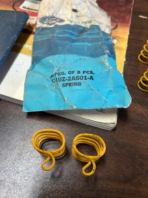 Ford F100/E100 1964/1967 NOS 1969-72 E100 RESORTES DE ENLACE DE FRENO DE ESTACIONAMIENTO C4UZ-2A601-A Foto 1 de 3