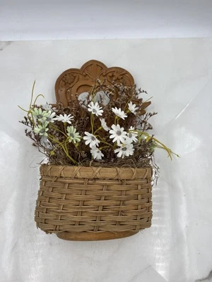 Cesta de parede arte popular vintage esculpida em madeira coração prateleira margaridas flores decoração 12 - Imagem 1 de 4