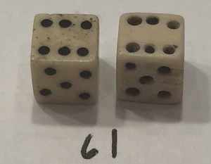 Kleines Vintage Paar Knochen (Rinder) Würfel 1/4 Zoll - Bild 1 von 4