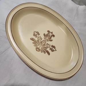 VTG-Pfaltzgraff Village 14" X 9 3/4" Oval Serving Platter-Stoneware - Picture 1 of 3