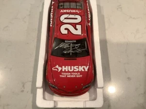 MATT KENSETH AUTOGRAPHED 2013 TOYOTA CAMRY HUSKY TOOLS DIECAST & AUTOGRAPHEDCARD - Picture 1 of 14