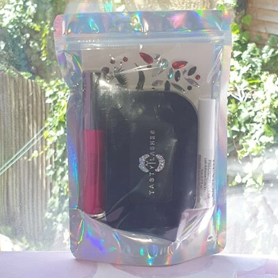 RTLashes✨ Party Bag #3 GIFT SET PRESENT GEMS LIP GLOSS CLEAR LASH GLUE Christmas - Image 1 of 4