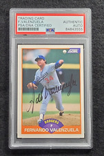 Rare 1989 FERNANDO VALENZUELA Signed Score Card-LOS ANGELES DODGERS-PSA