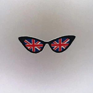 British Glasses Patch - Embroidered/Iron/Sew/Stitch/Glue On - Flag UK GB - Picture 1 of 2