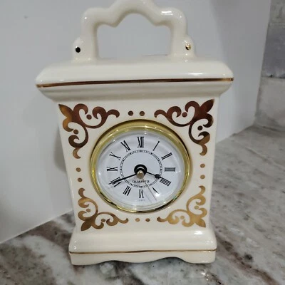 Reloj Carro Avon Vintage Funciona con Pilas 7 X 3.75 Probado Funciona  Foto 1 de 4