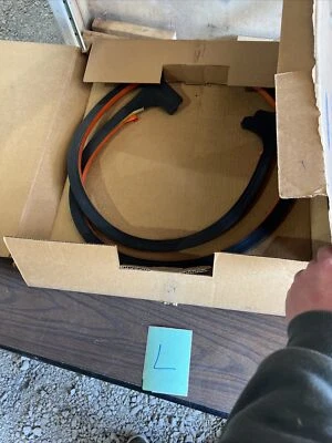 1975-1991 Ford Econoline E-100 E-150 E-250 E-350 van left rear cargo seal OEM - Image 1 of 3