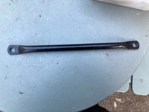 Oldtimer Triumph Voreinheit Hinterradnabe Drehmomentstange - Bild 1 von 2
