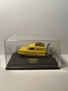Only Fools And Horses Trotters Independent Traders Reliant Regal Keyring Encased - Picture 1 of 4