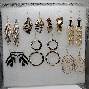 Lot Of 7 Vtg To Now Gold Tone Hook Dangle Earrings - Picture 1 of 22