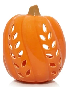 Yankee Candle Orange Pumpkin Kerzenhalter im Glas mit geometrischen Ausschnitten - Bild 1 von 5
