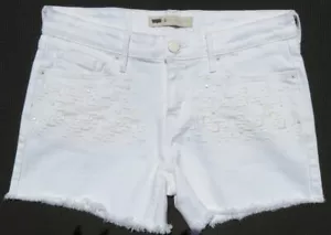 Neu Levis Muster US Größe 6 weiß bestickt Nieten Ausschnitte Denim Jeans Shorts - Bild 1 von 4