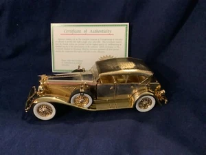 1934 Gold Plated Dusenberg Car Model - Picture 1 of 6