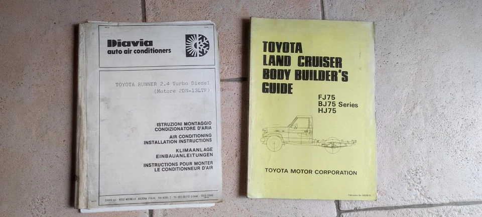 Toyota Manual Land Cruiser body builder's + Diavia Air conditioners Toyota manua - Immagine 1 di 1