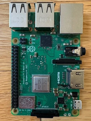 Raspberry Pi 3 Model B Quad Core 64-bit 1gb RAM - Image 1 of 3