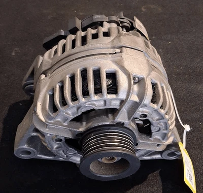 93174497 Alternatore  OPEL VECTRA (Z02) 2.2 16V DTI SW 5p/d/2172cc - Immagine 1 di 4