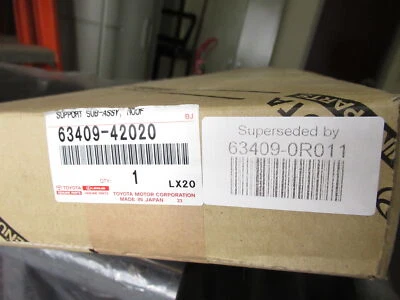 Genuine OEM Toyota 63409-0R011 Luggage Carrier Cross Rail 2006-12 RAV4 Foto 1 de 3