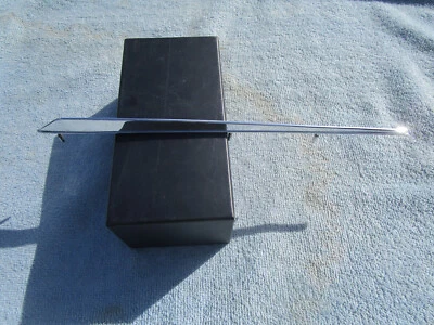 Chevy Monte Carlo 1970 capó lanza adorno original Foto 1 de 3