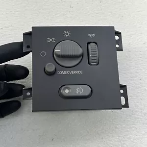1998-2005 Chevrolet S-10 GMC Sonoma Headlight Switch W/ Fog Light OEM 15755954 - Picture 1 of 16